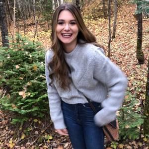 Meet your Posher, Angelique